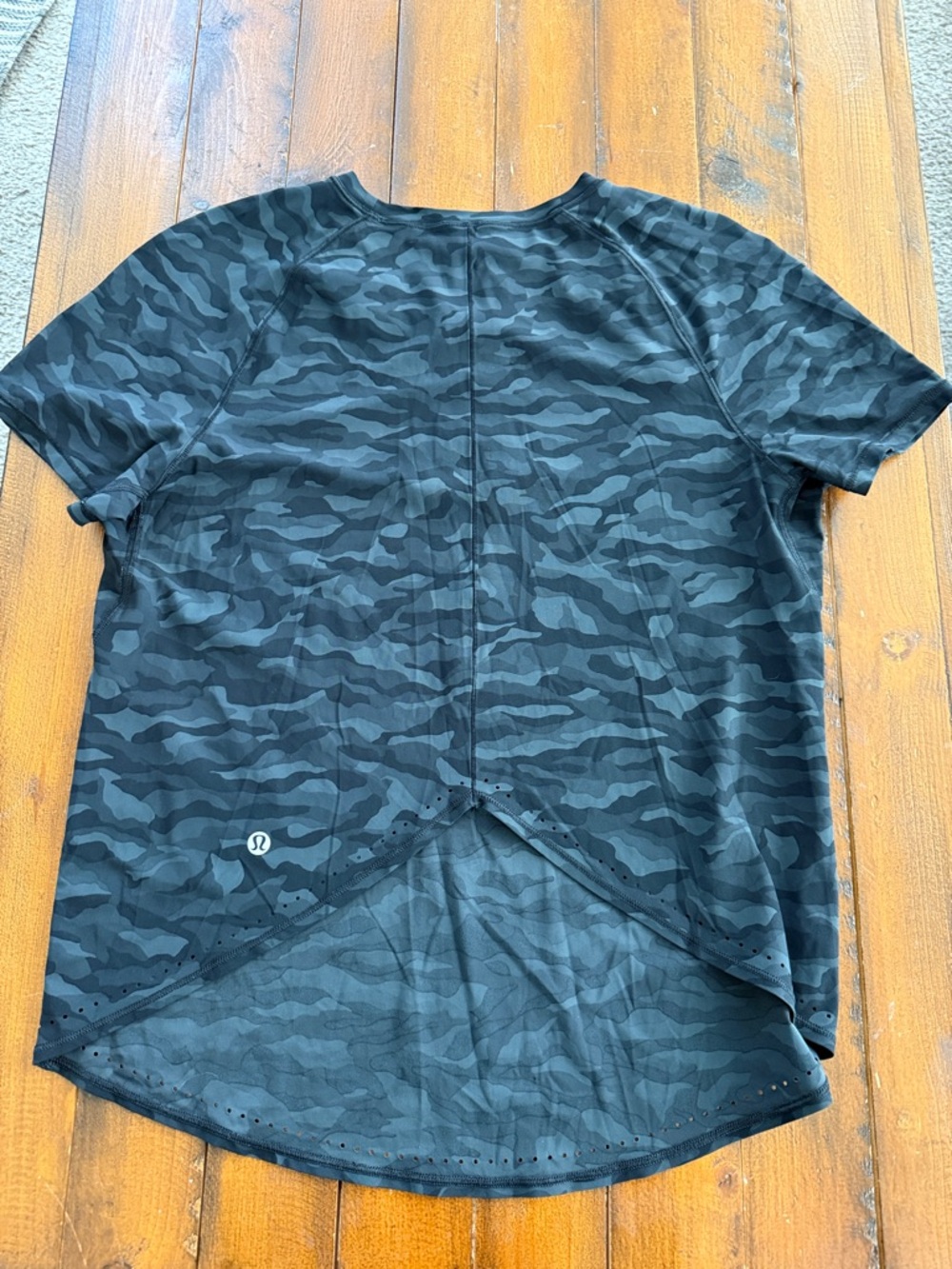 lululemon athletica women's Black Camo Short Sleeve Active Tee